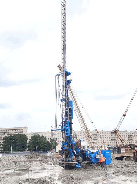HDL-200C drill rig with crane at Saint Petersburg construction site