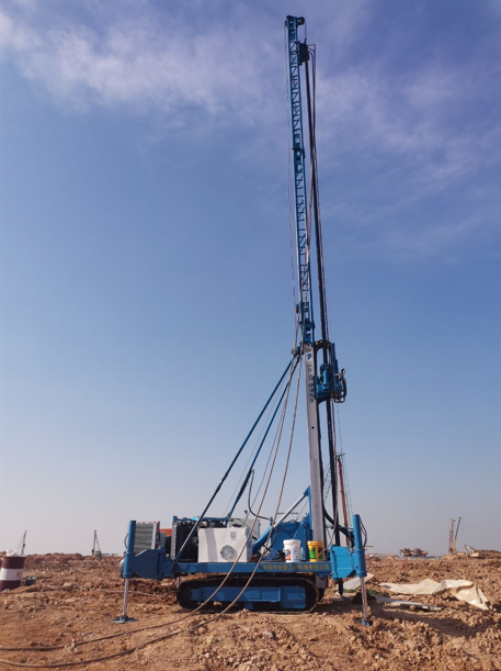 Anman AM-6 rotary drill working at Shenzhen construction site